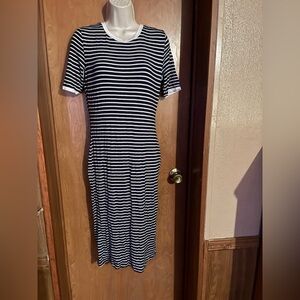 Classic Black and White Striped Dress Popular Basic